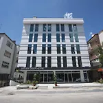 Otel Seven Deep 4*