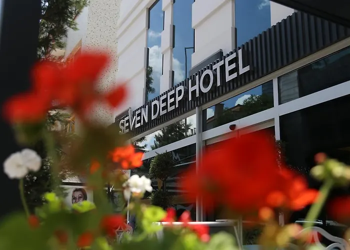 Seven Deep ホテル