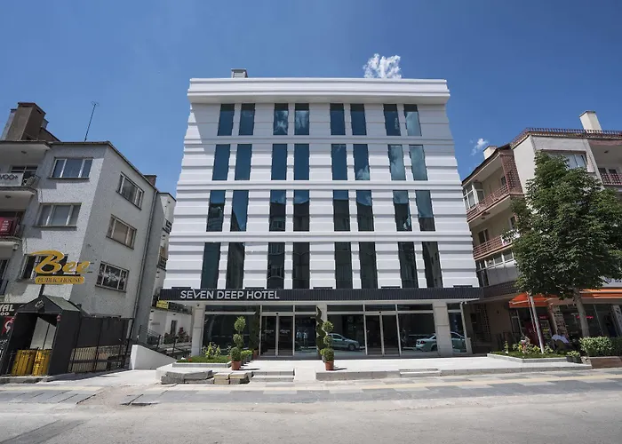 Hotell Seven Deep 4*